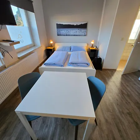 Gp3, Mit Kochnische Und Duschbad Vor Den Toren Berlins Guest house Dallgow-Doeberitz