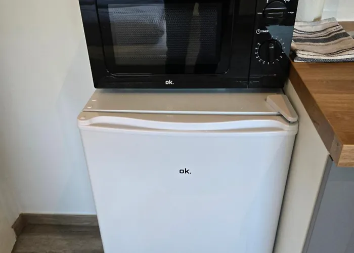 Gp3, Mit Kochnische Und Duschbad Vor Den Toren Berlins Pensión